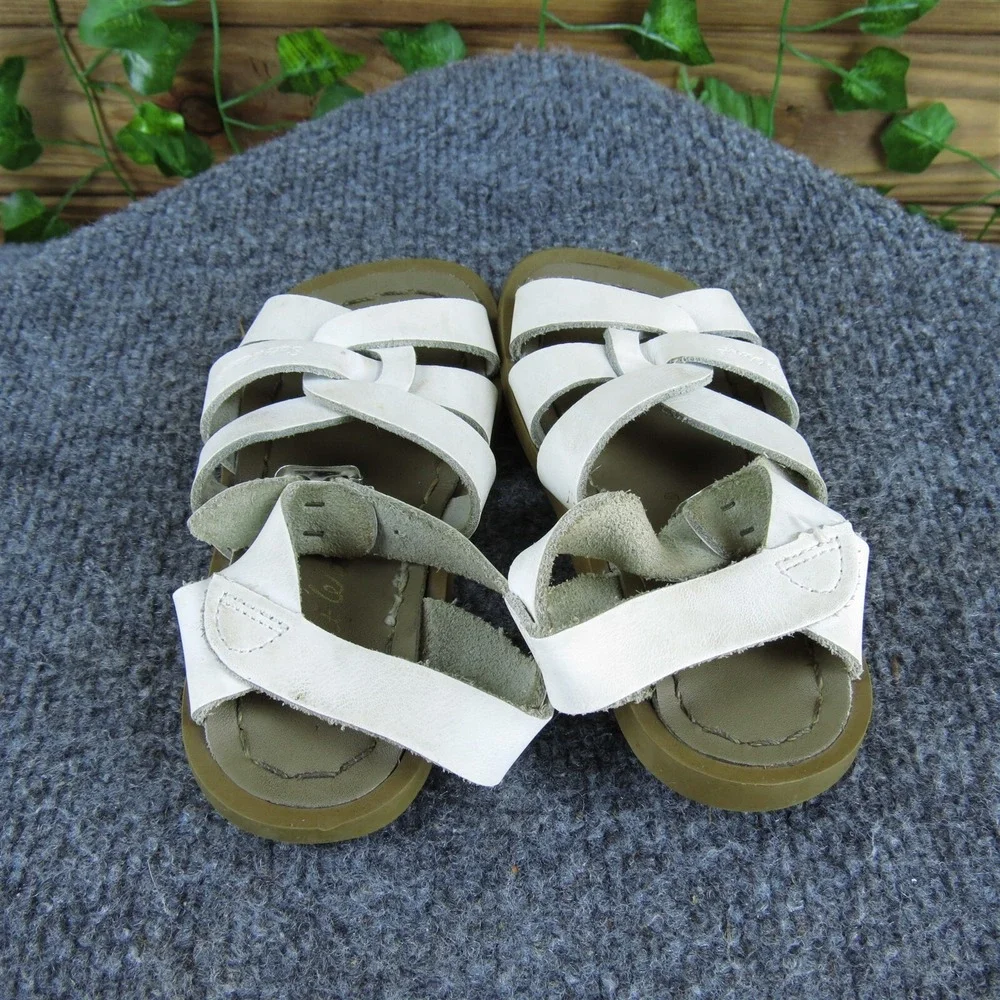 Salt Water Girls Ankle Strap  Sz T‎ 7 Medium White Leather Buckle